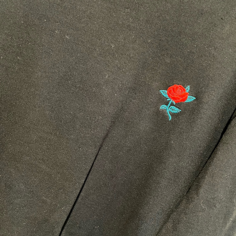 Sweatshirt - Picture 2 of 3